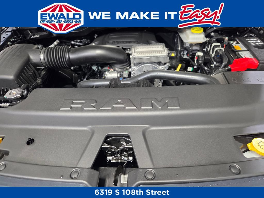 New 2026 RAM 1500 Laramie AWD/4WD image 29