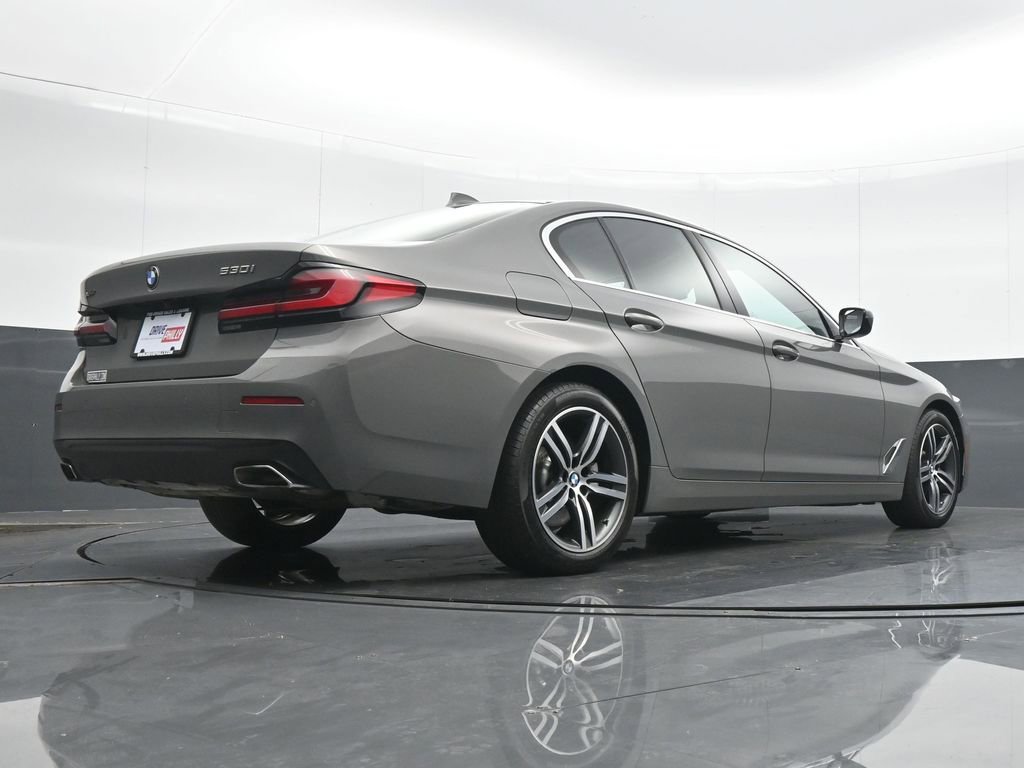 Used 2022 BMW 530i xDrive image 21