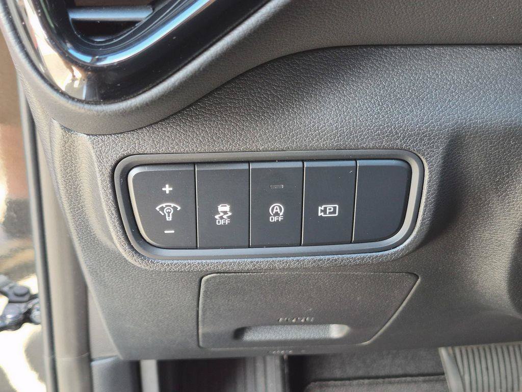 Certified 2023 Kia Soul GT-Line FWD image 14