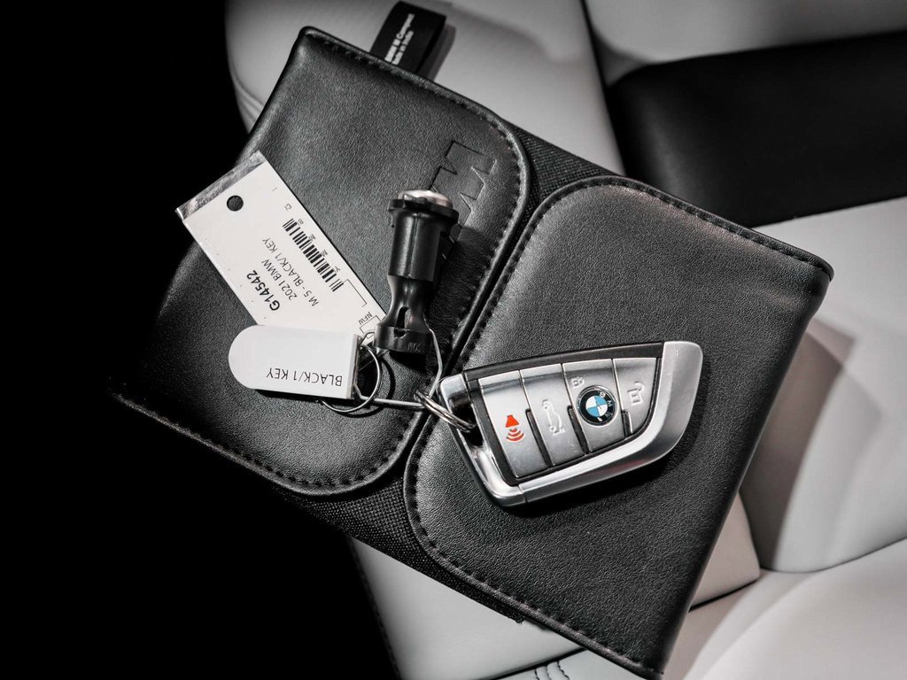Used 2021 BMW M5 w/ Competition Package image 37