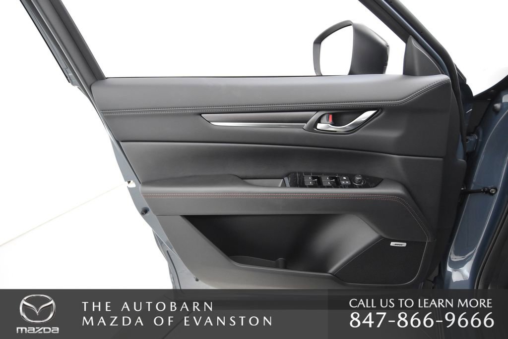 New 2025 MAZDA CX-5 Carbon Edition image 28