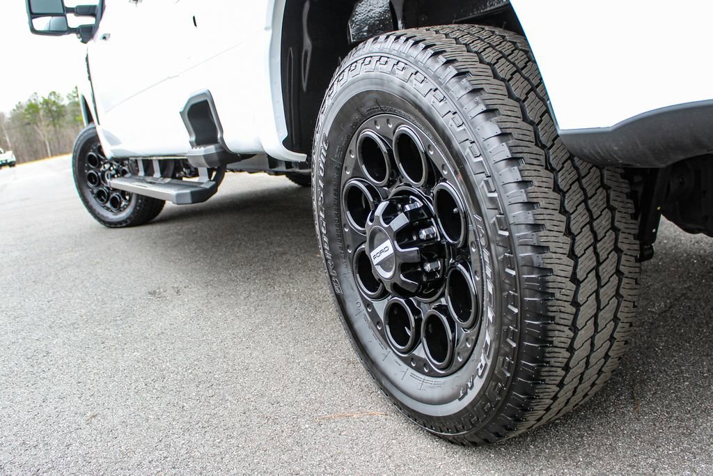 Used 2024 Ford F350 Lariat w/ Lariat Ultimate Package image 11