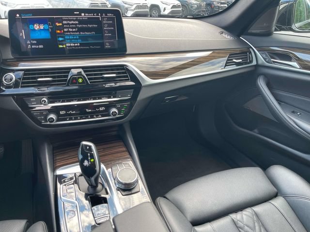 Used 2023 BMW 530e xDrive AWD/4WD image 13