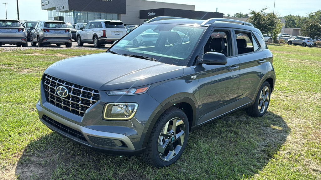 New 2026 Hyundai Venue SEL FWD image 3