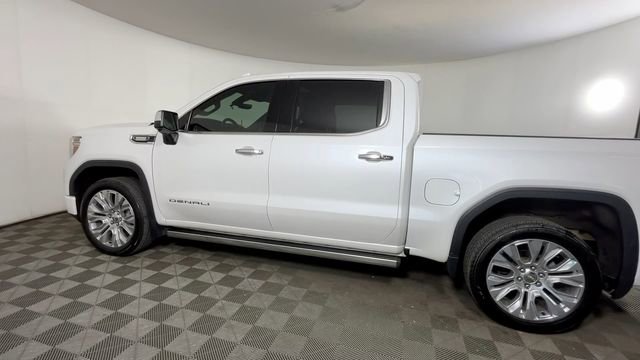 Used 2021 GMC Sierra 1500 Denali w/ Denali Ultimate Package AWD/4WD image 11