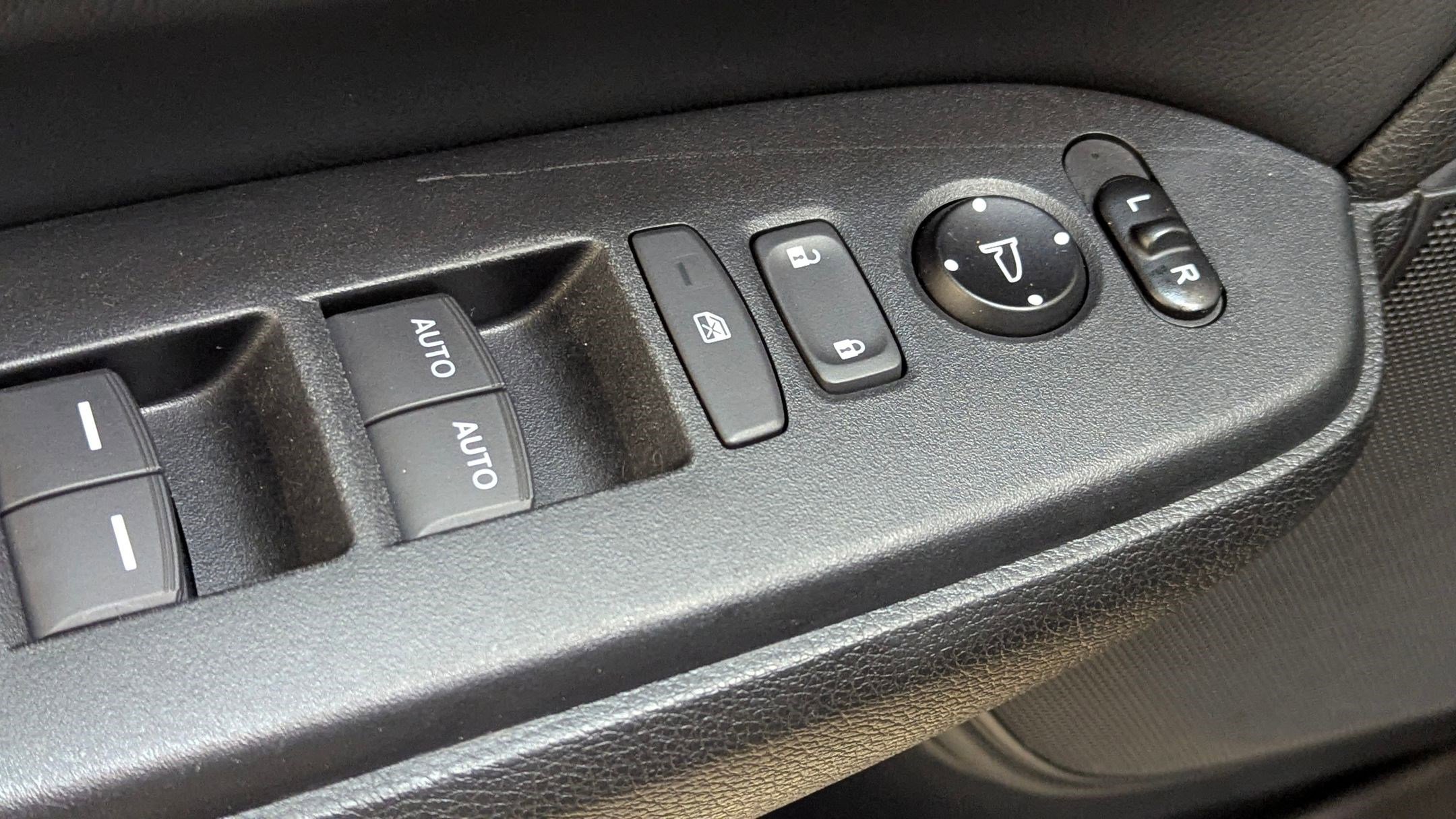 Used 2017 Honda CR-V EX-L image 24