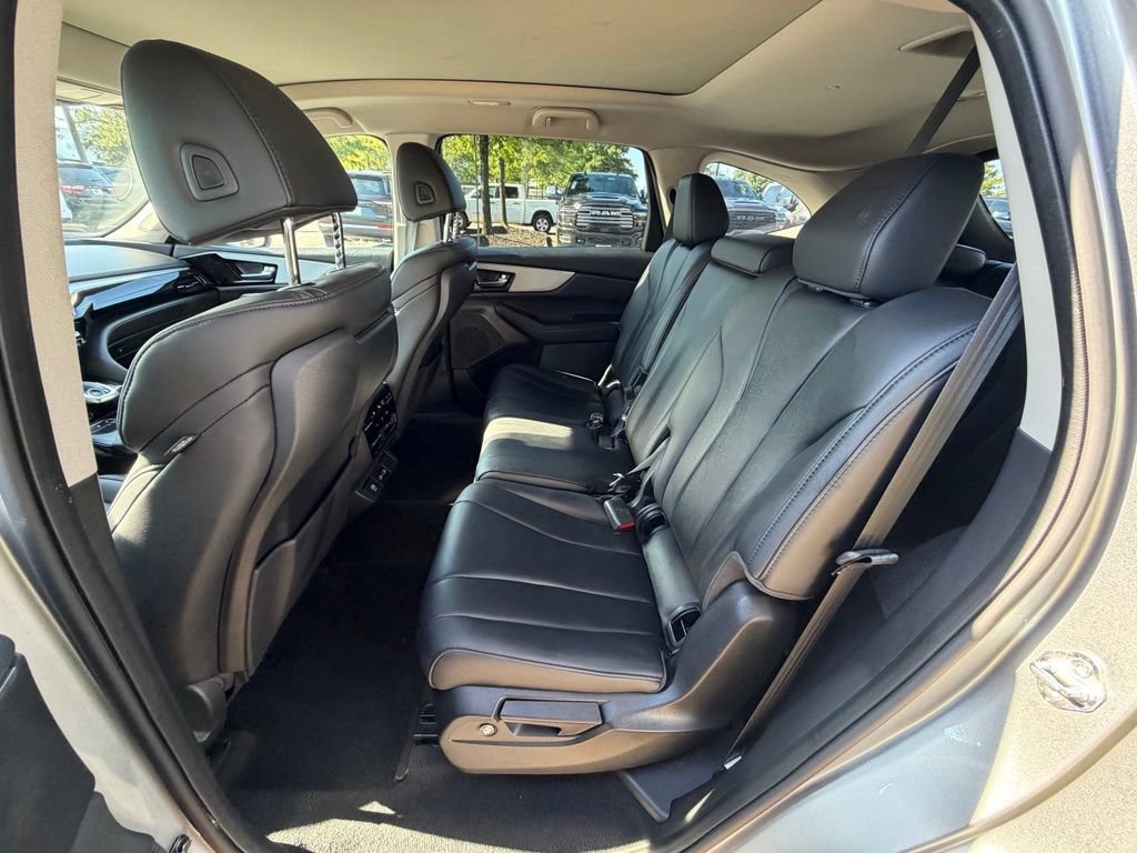 Used 2023 Acura MDX SH-AWD image 17