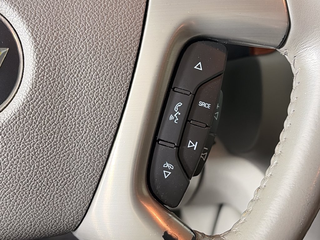 Used 2013 Chevrolet Avalanche LT w/ Texas Edition RWD image 18