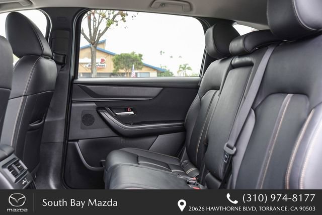 Used 2024 MAZDA CX-90 3.3 Turbo w/ Select Package image 18