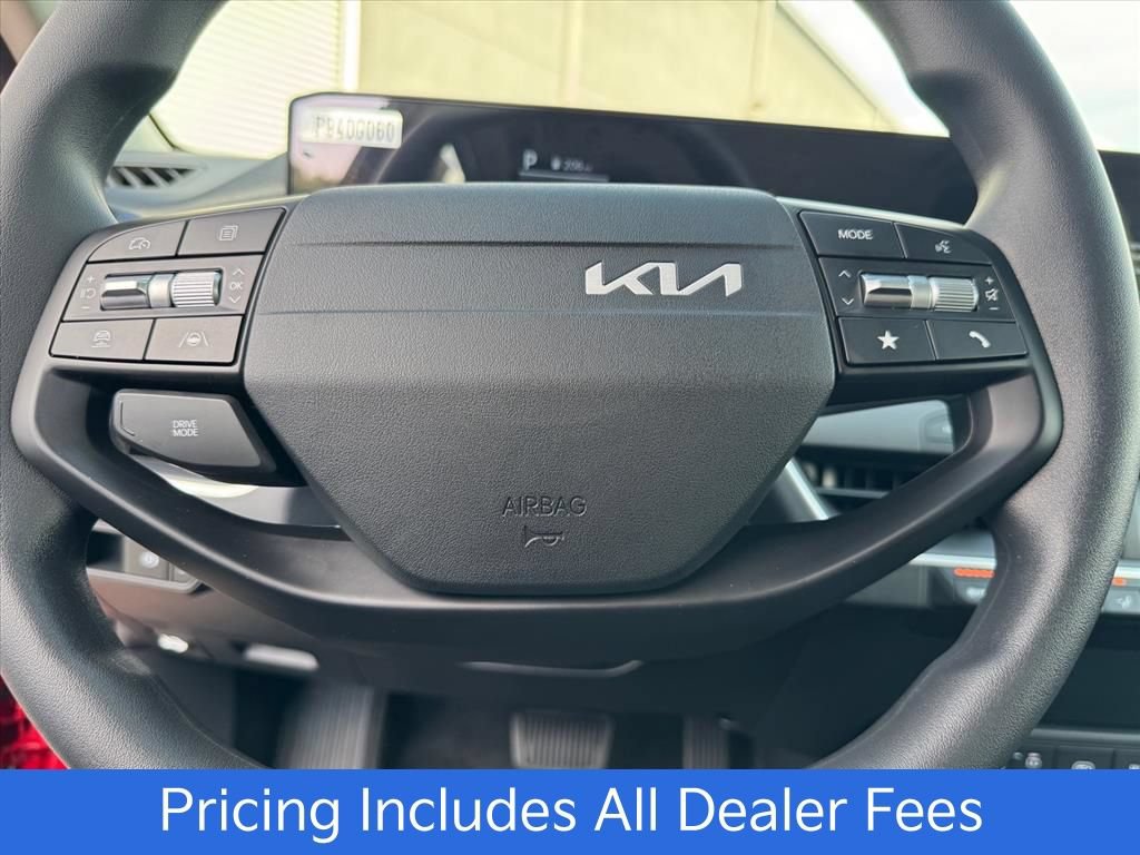 New 2026 Kia K4 FWD image 12