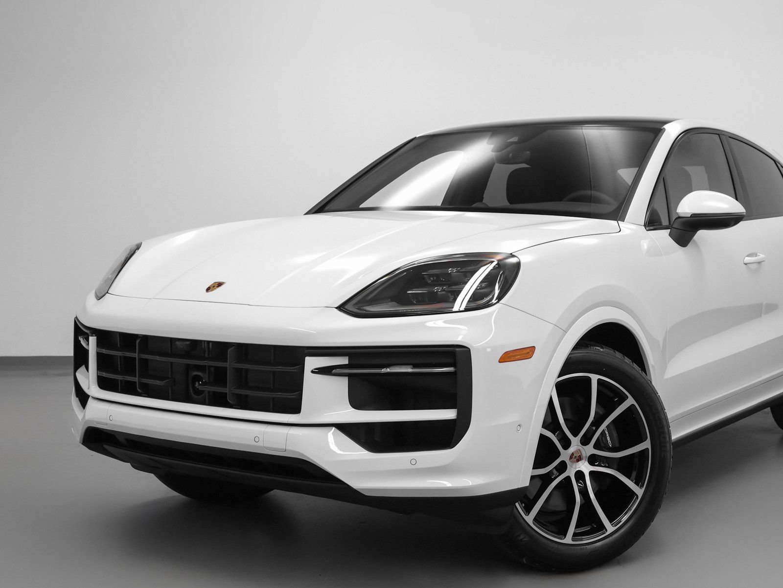 Certified 2026 Porsche Cayenne Coupe AWD/4WD image 7