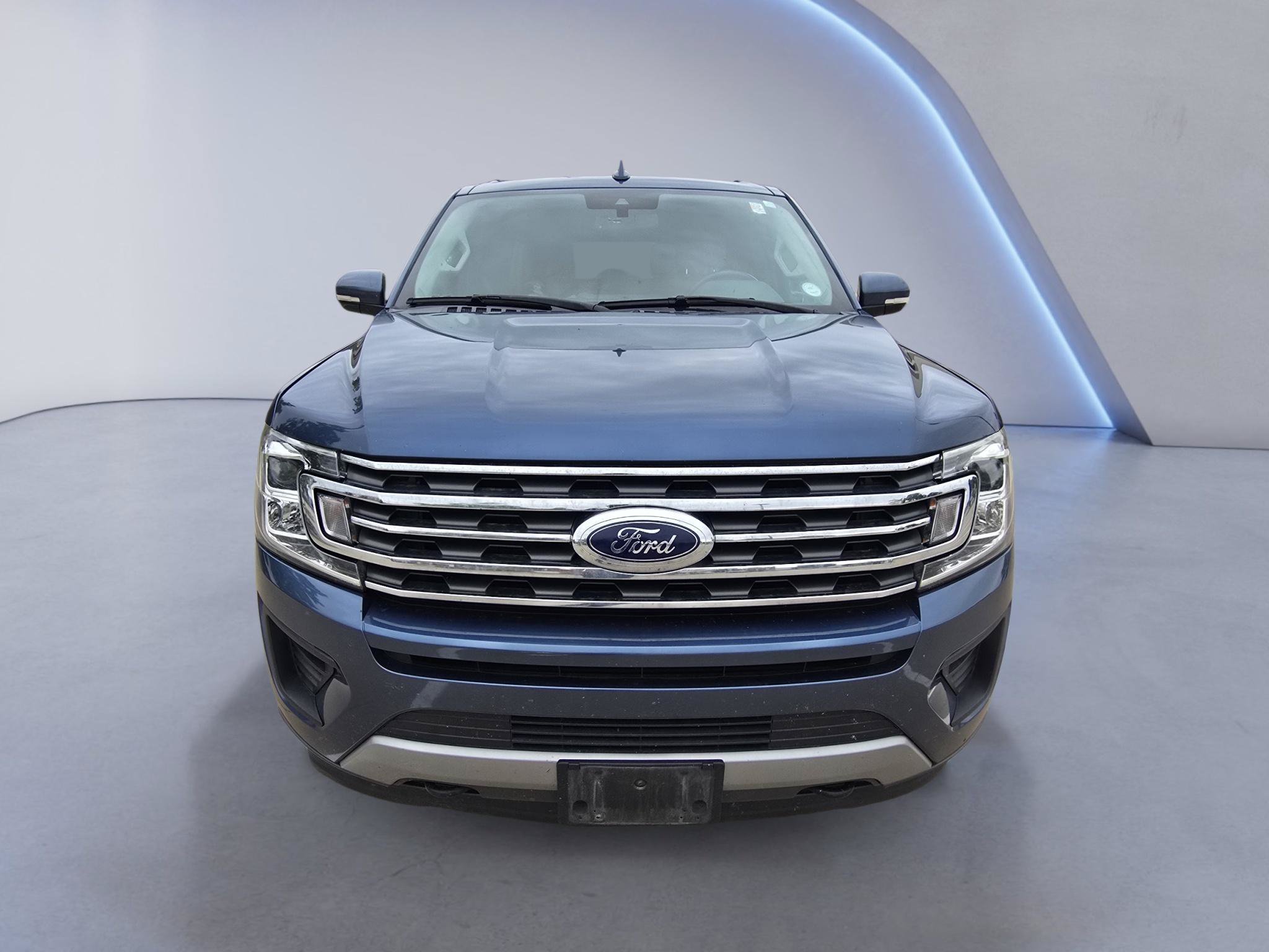 Used 2020 Ford Expedition Max XLT w/ Equipment Group 202A AWD/4WD image 9