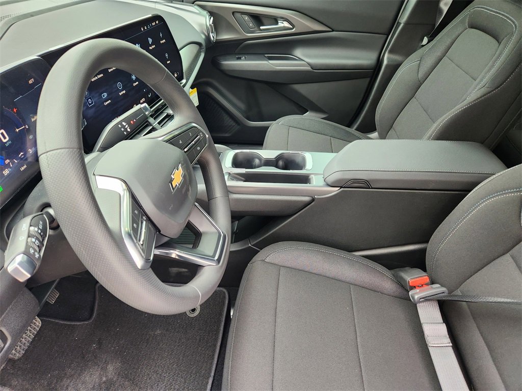 New 2026 Chevrolet Equinox EV LT image 9