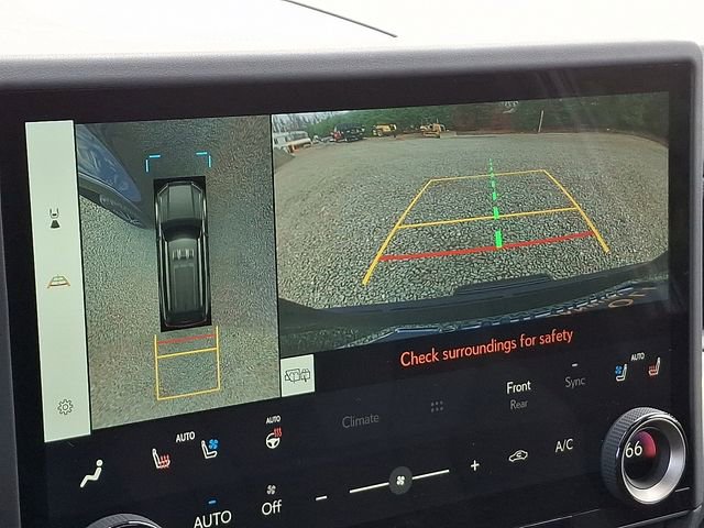 Used 2025 Lexus GX 550 w/ Accessory Package (2T) image 12