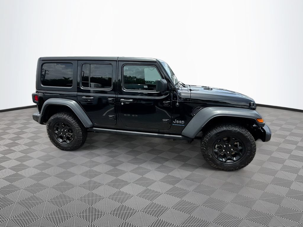 Used 2023 Jeep Wrangler Unlimited w/ Cold Weather Group AWD/4WD image 5