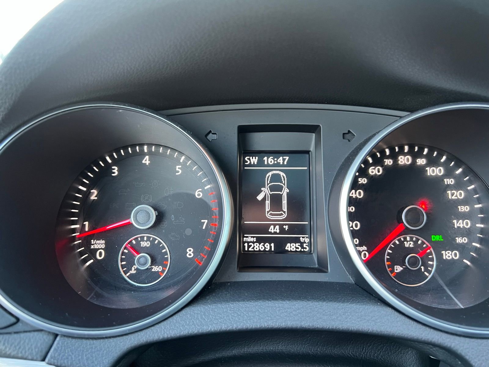 Used 2010 Volkswagen GTI 4-Door image 15