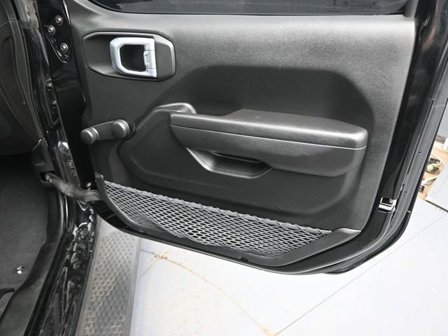 Used 2023 Jeep Wrangler Sport image 28