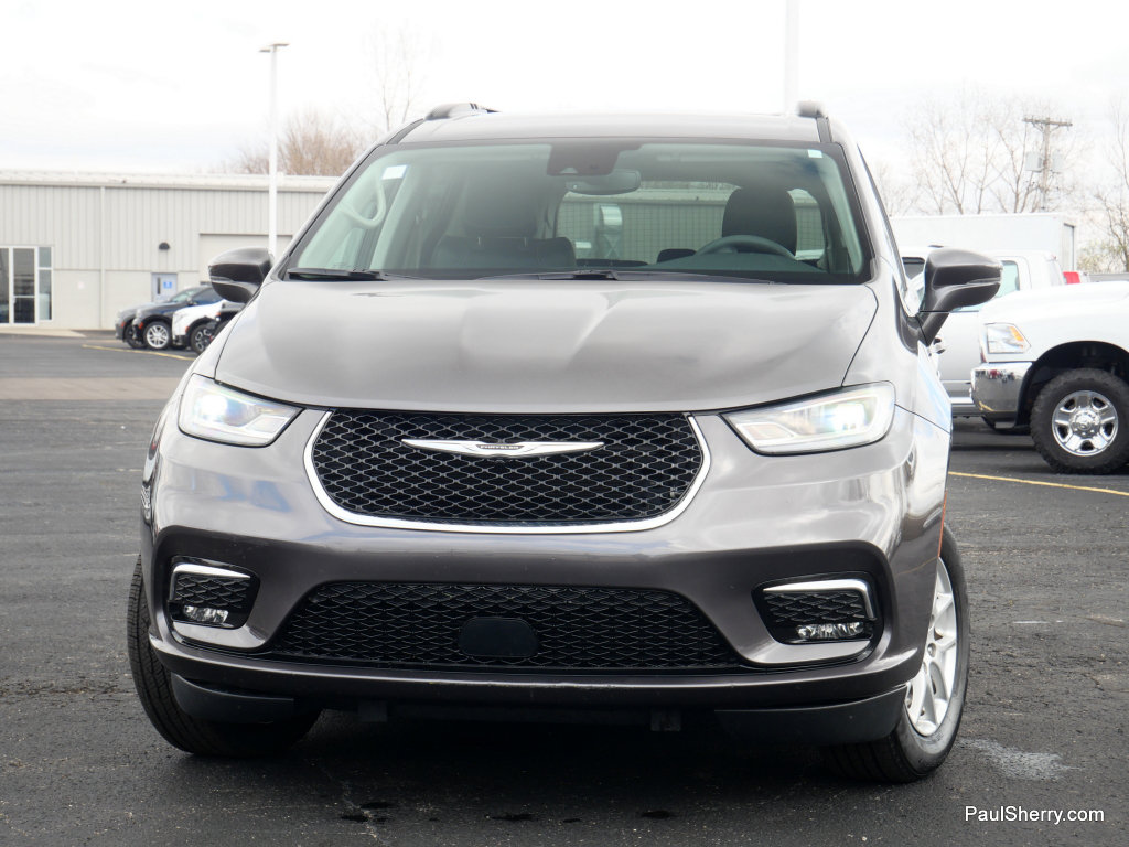 Used 2022 Chrysler Pacifica Touring-L FWD image 19