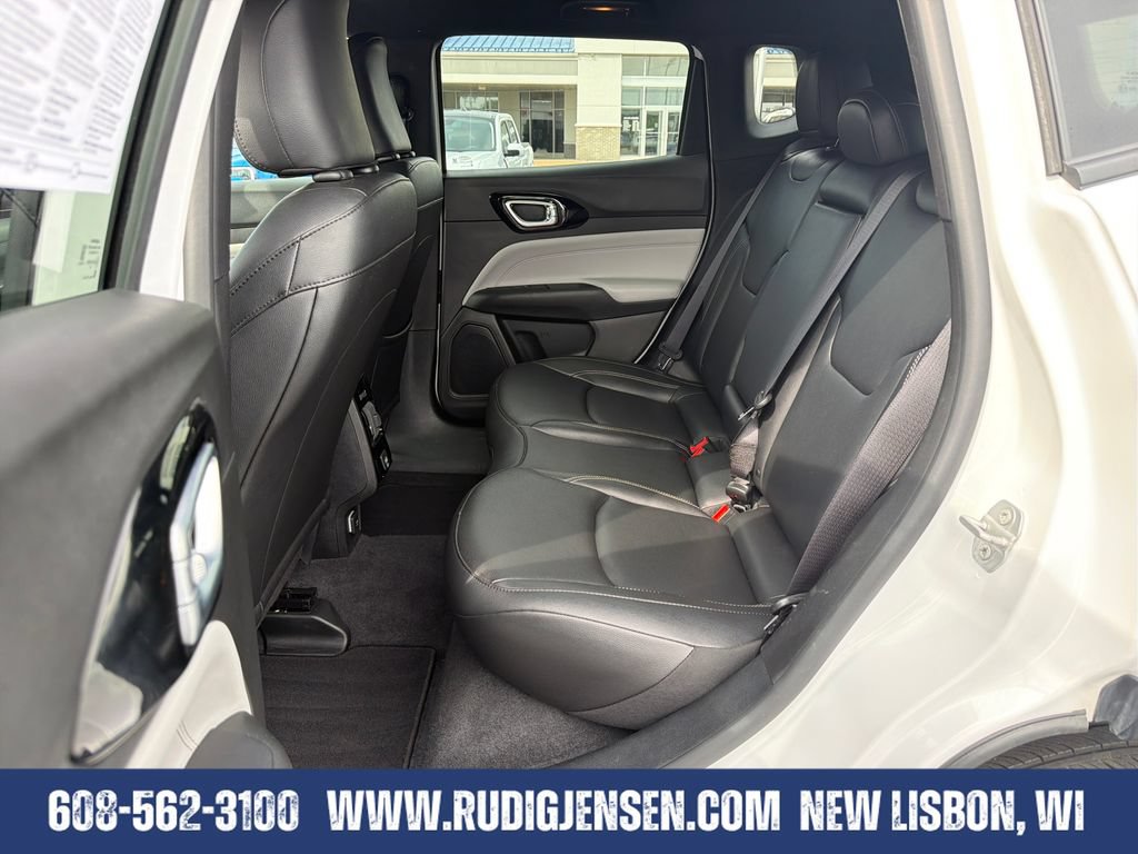Used 2025 Jeep Compass Limited AWD/4WD image 23