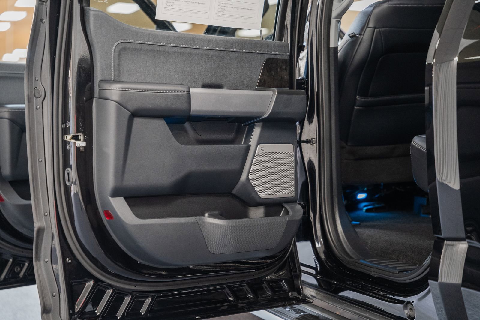 Certified 2022 Ford F150 Lariat w/ Equipment Group 502A High image 42