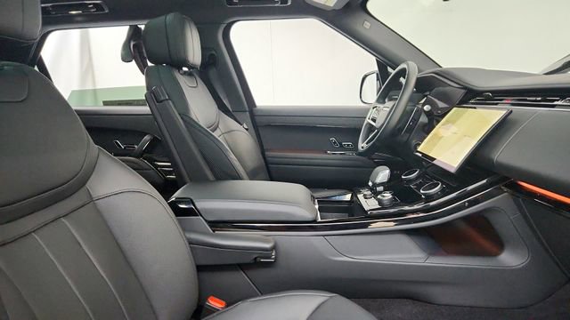Used 2023 Land Rover Range Rover Sport SE Dynamic image 28