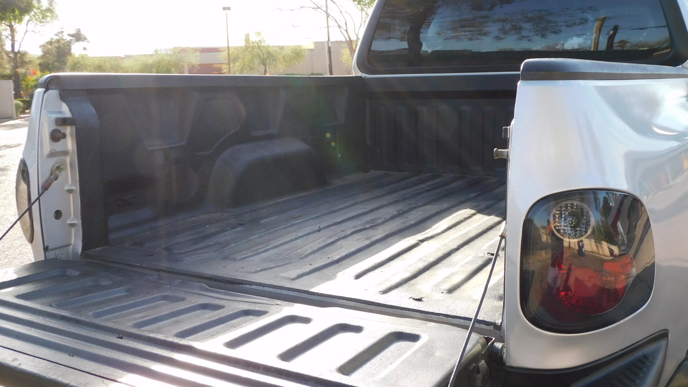 Used 2001 Ford F150 2WD SuperCab image 14