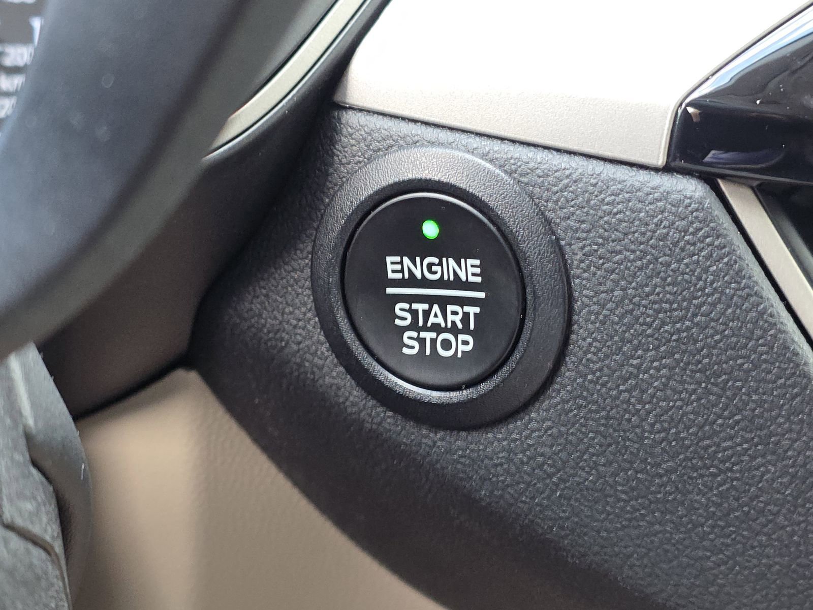 Used 2022 Ford Escape SEL image 29