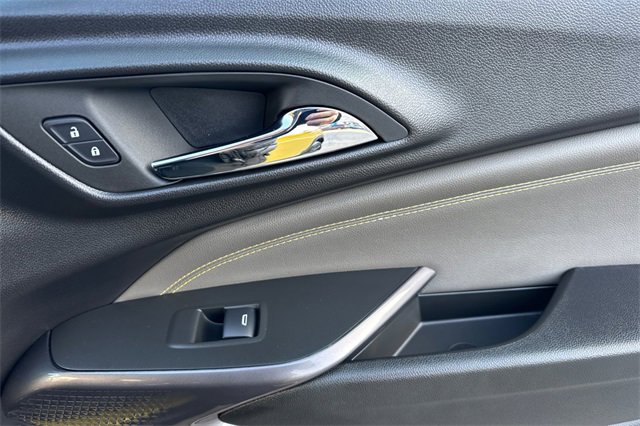 Used 2025 Chevrolet Trax ACTIV w/ Driver Confidence Package image 21