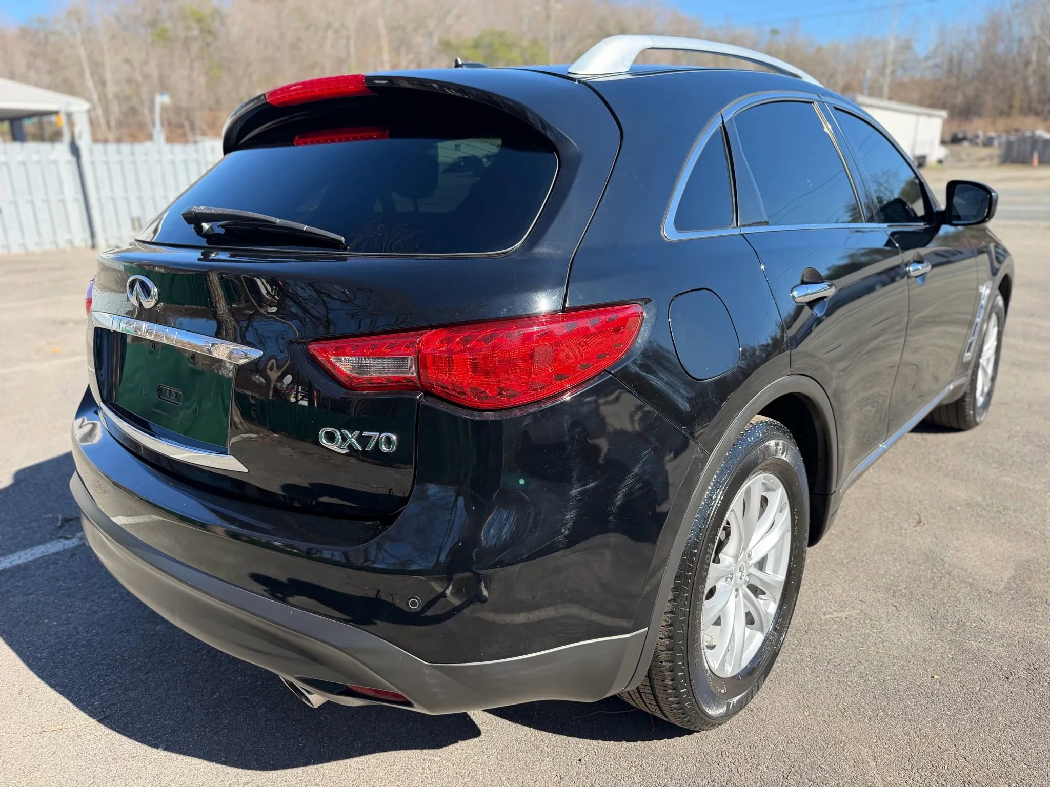 Used 2014 INFINITI QX70 3.7 Sport Utility 4D w/ Premium Package image 6