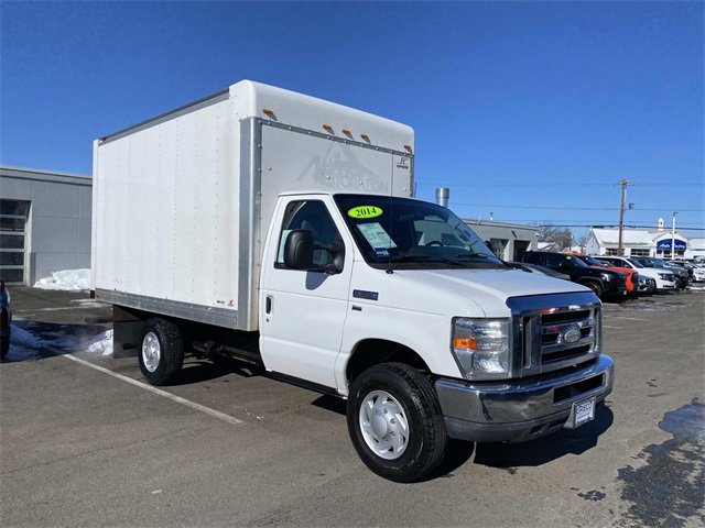 Used 2014 Ford E-350 and Econoline 350 Super Duty w/ Power Windows & Locks Group image 1