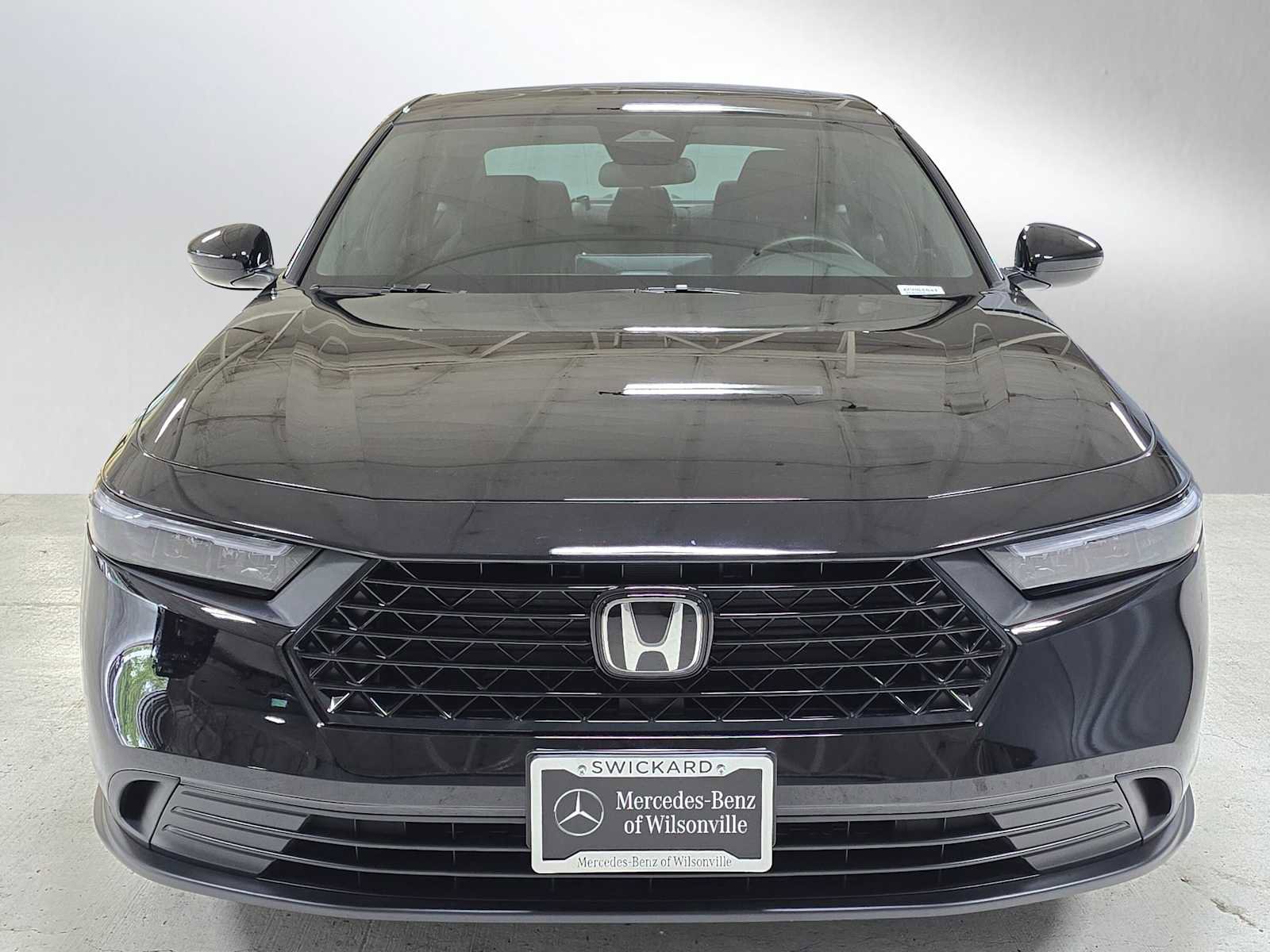 Used 2025 Honda Accord Sport image 8