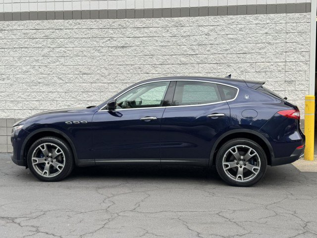 Used 2018 Maserati Levante AWD/4WD image 12