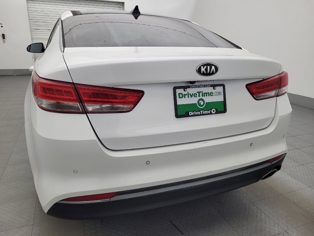 Used 2018 Kia Optima EX w/ Technology Package FWD image 6