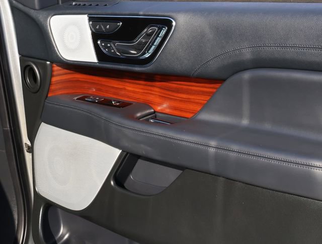 Used 2023 Lincoln Navigator Reserve image 17