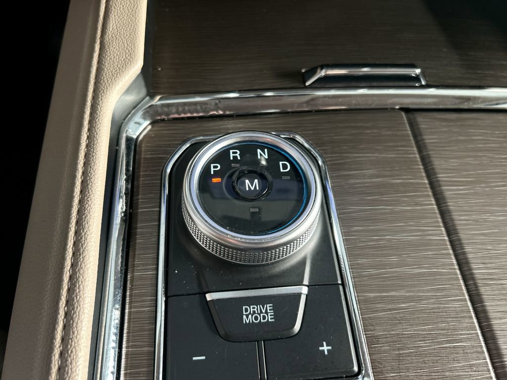 Used 2024 Ford Expedition Max Limited image 32