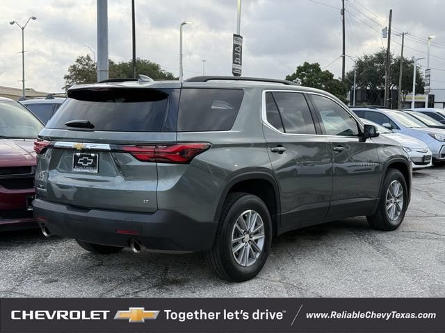 Used 2022 Chevrolet Traverse LT FWD image 6