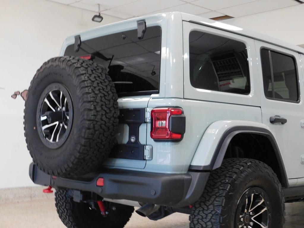 Used 2024 Jeep Wrangler Unlimited Rubicon AWD/4WD image 69