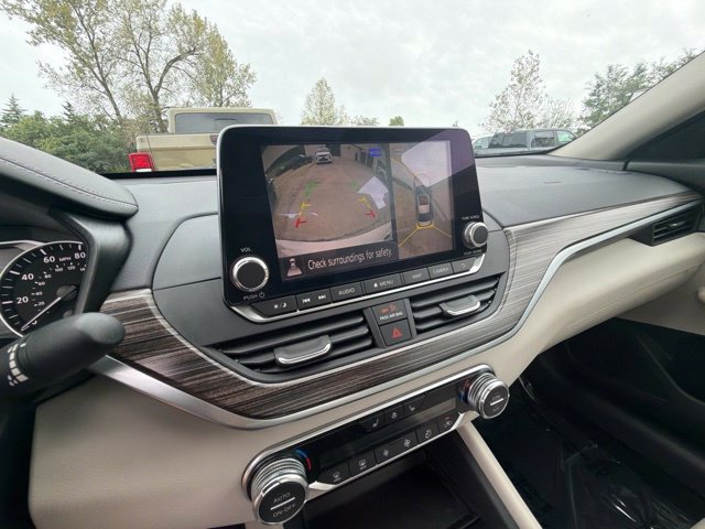 Used 2019 Nissan Altima 2.5 Platinum FWD image 22