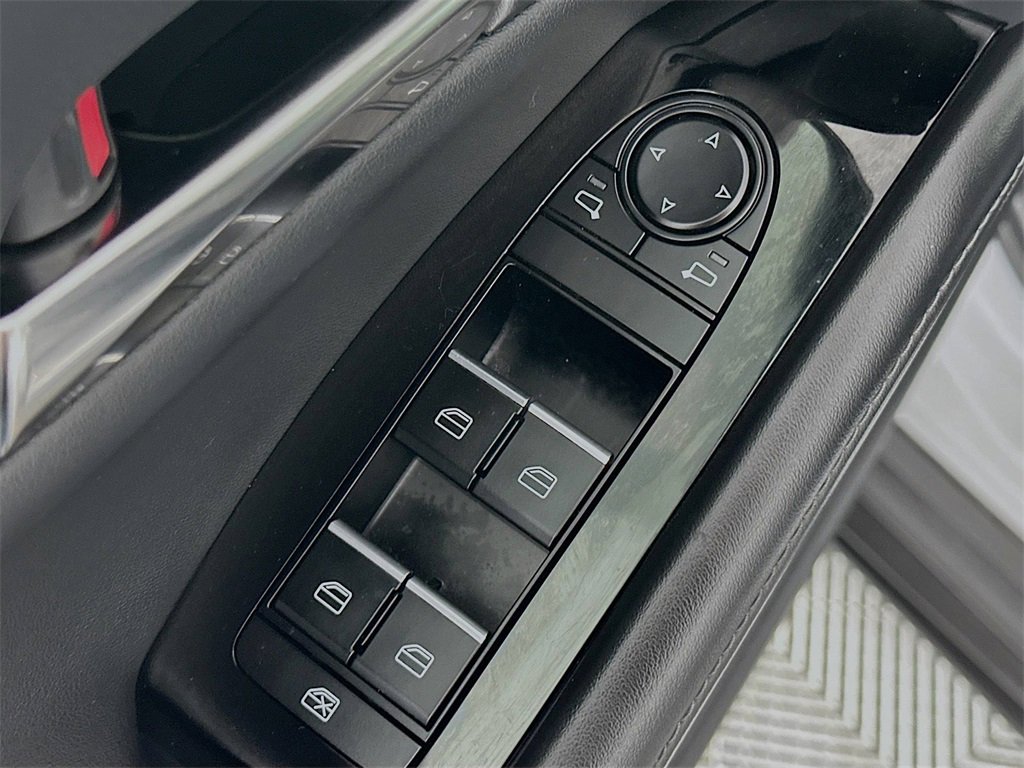 Used 2025 MAZDA CX-30 AWD 2.5 S w/ Preferred Package image 22