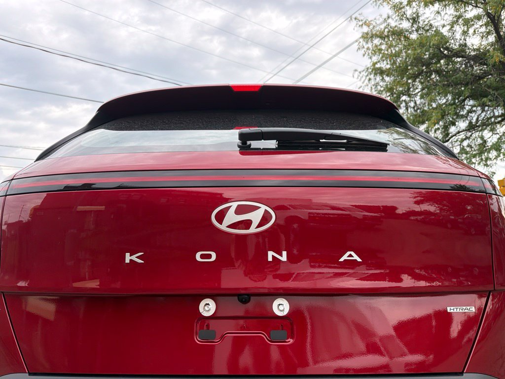 New 2027 Hyundai Kona SE AWD/4WD image 10