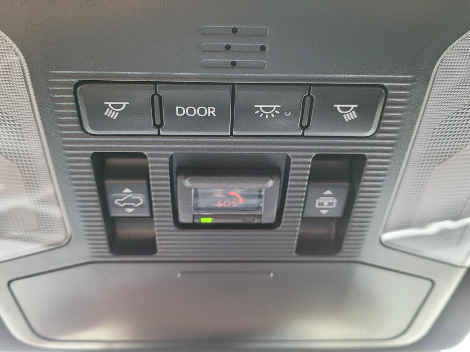 Used 2021 Toyota RAV4 XSE AWD/4WD image 32