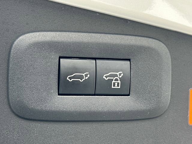 Used 2024 Lexus RZ 450e Premium w/ Technology Package image 20