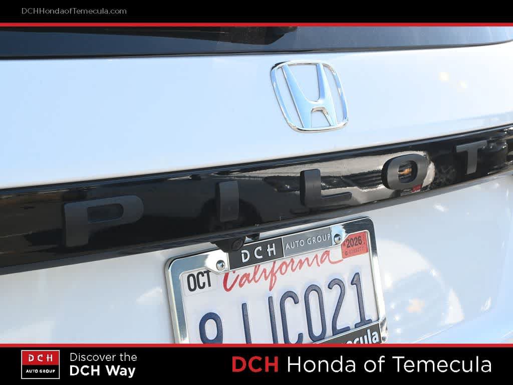 Certified 2024 Honda Pilot Touring image 7
