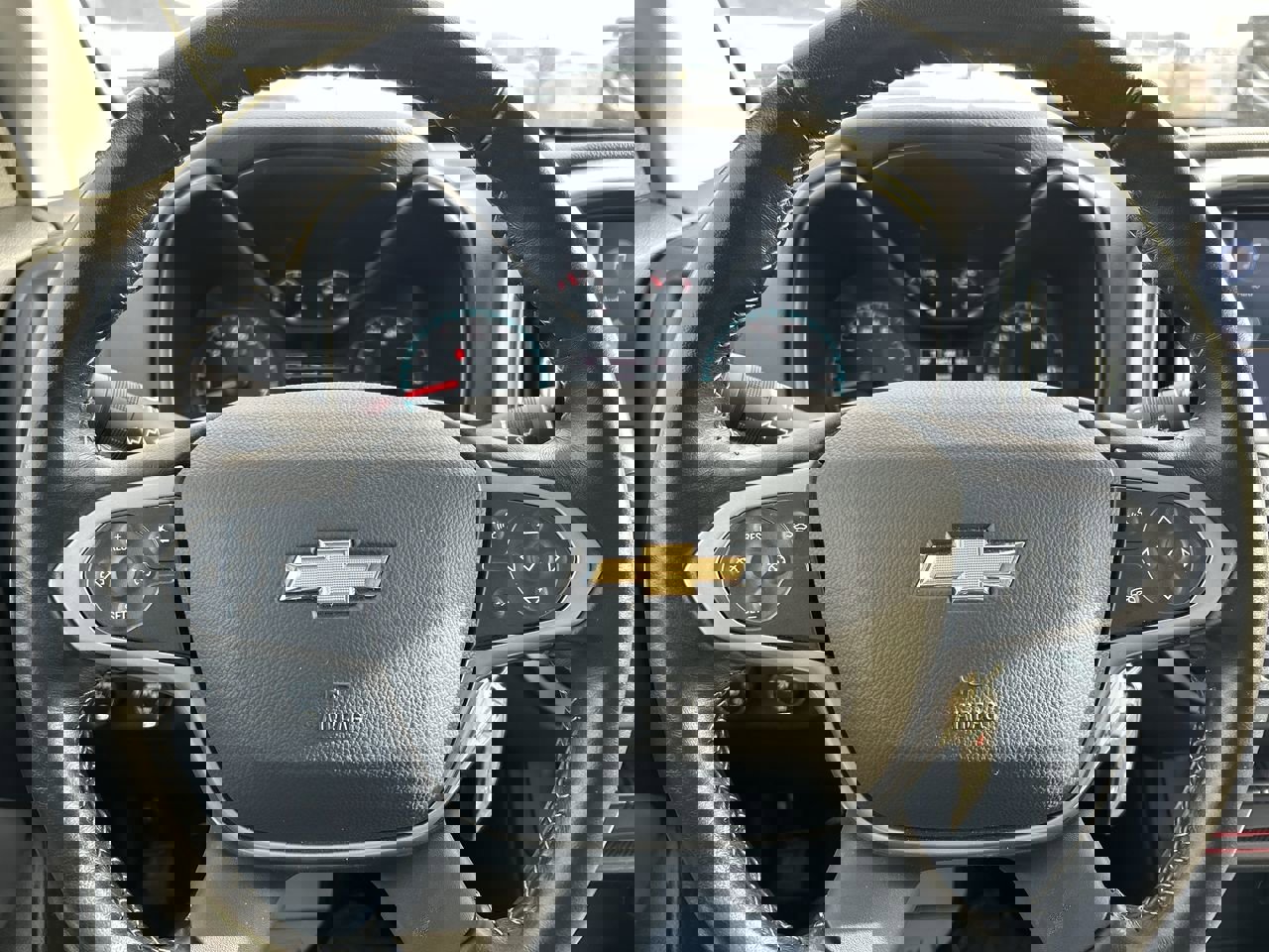 Used 2022 Chevrolet Colorado LT w/ Safety Package image 26