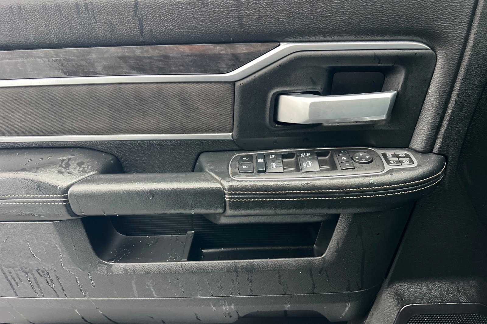 Used 2024 RAM 3500 Big Horn image 11