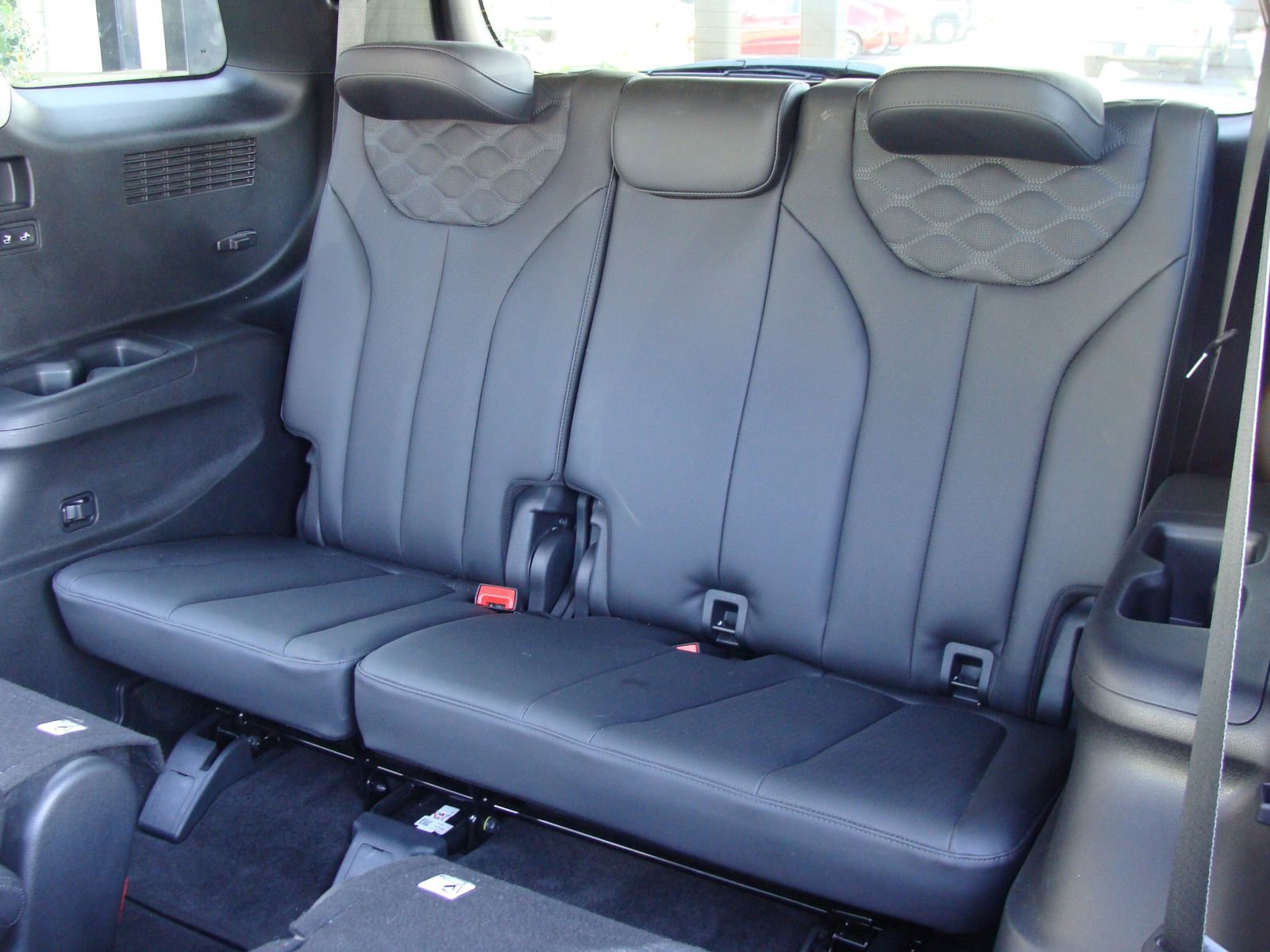 Used 2022 Hyundai Palisade Limited w/ Cargo Package image 8