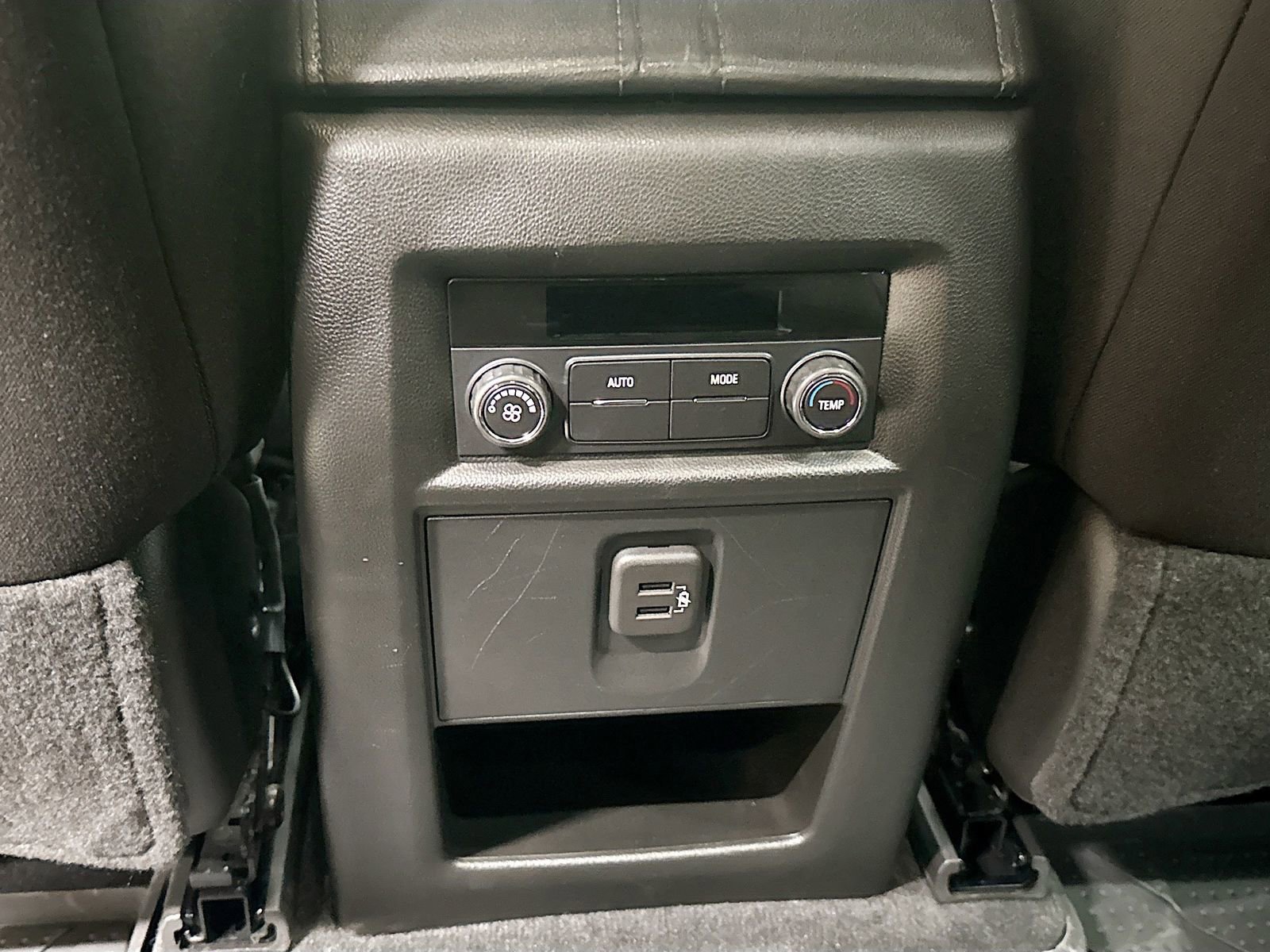 Used 2023 Chevrolet Traverse LT w/ LPO, Floor Liner Package image 28