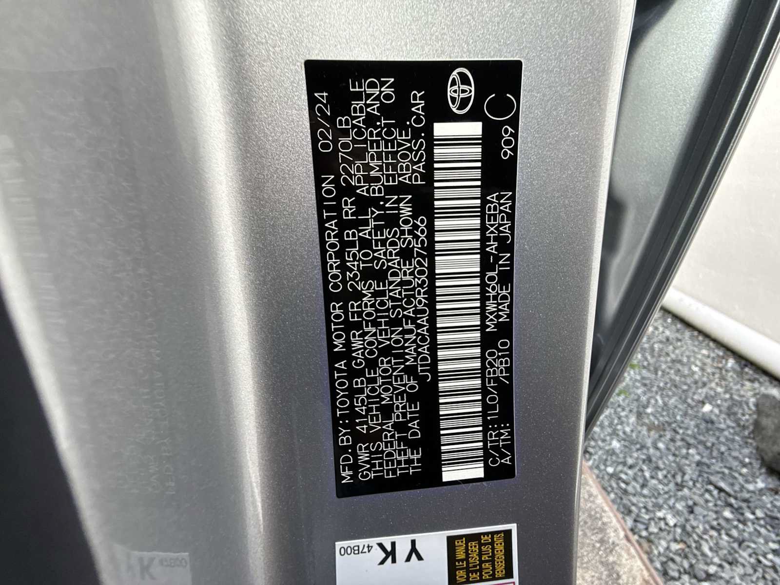 Used 2024 Toyota Prius LE FWD image 25