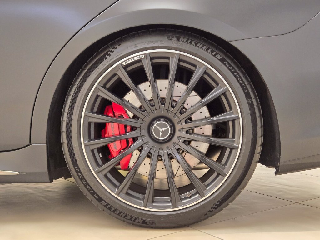 Used 2025 Mercedes-Benz S 63 AMG S image 14