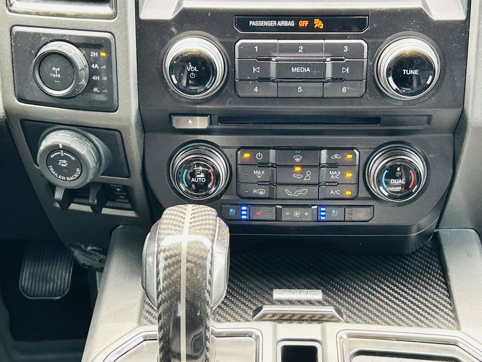 Used 2018 Ford F150 Raptor w/ Equipment Group 802A Luxury AWD/4WD image 24